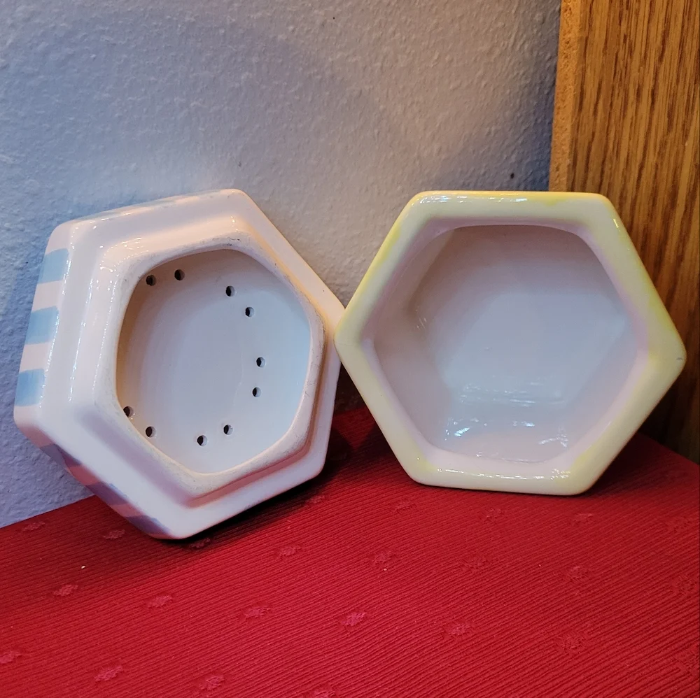 Vtg 2000 Butterfly Incense Potpourri Trinket Stash Ceramic Hexagon Lidded Box
